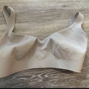 Lululemon Like Nothing Bra. Size 34D